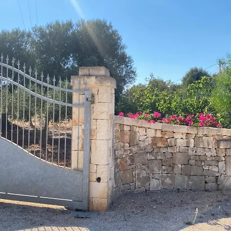 Gli Arcangeli Villa *